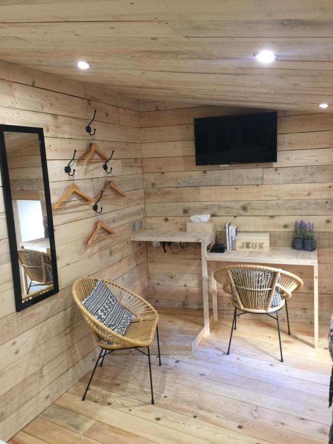 Chambres D'Hotes La Voute Volonne ภายนอก รูปภาพ