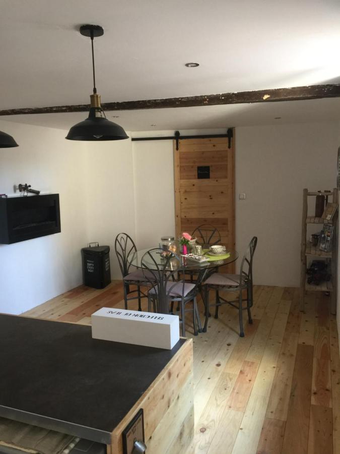 Chambres D'Hotes La Voute Volonne ภายนอก รูปภาพ